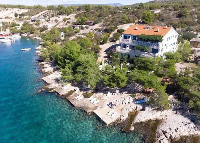 Perfect Place * Hvar Town