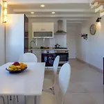 Perfect Place דירה חוואר